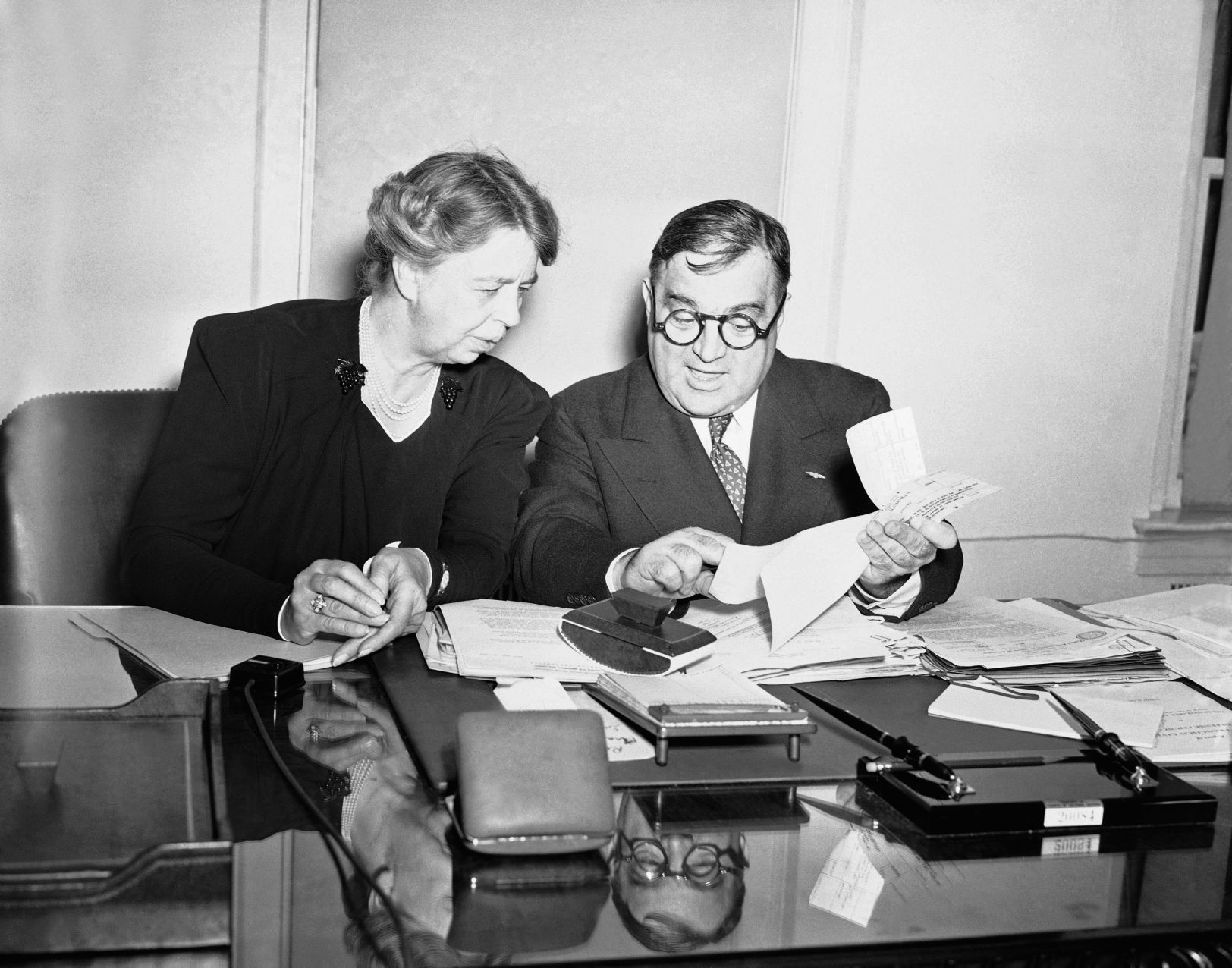 1941: Eleanor Roosevelt, Fiorello La Guardia